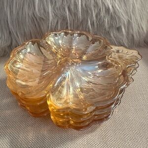 Set of 4 vintage Jeannette Glass marigold carnival glass clover-shaped dishes